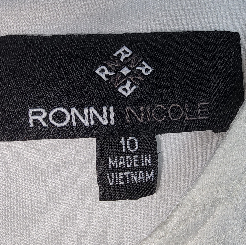 Ronni Nicole White Sleeveless Lace Dress 10 - Picture 3 of 11